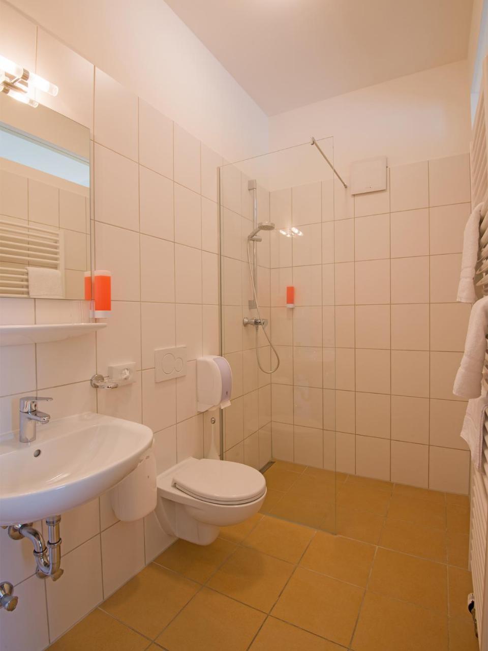 Hotel Brauereigasthof Amberger Kosching Экстерьер фото